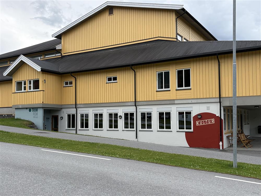 Kulturhuset - Klikk for stort bilete
